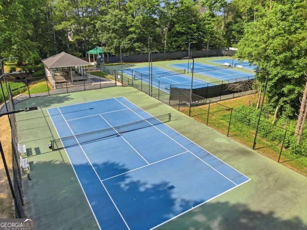 160 Treadstone Overlook Suwanee, GA 30024