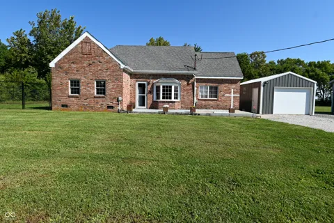 1196 E County Road 500