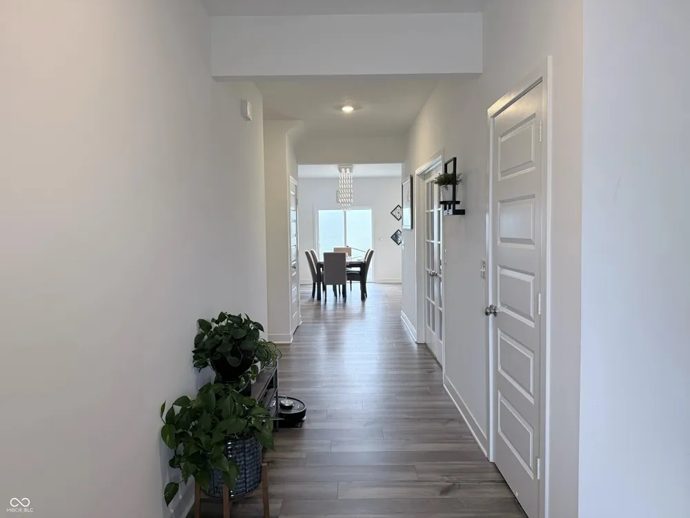 7251 Darley Lane Indianapolis, IN 46259