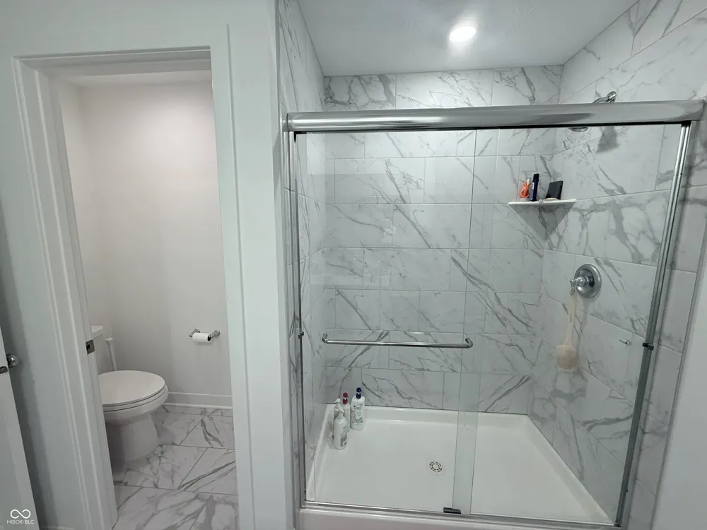 7251 Darley Lane Indianapolis, IN 46259