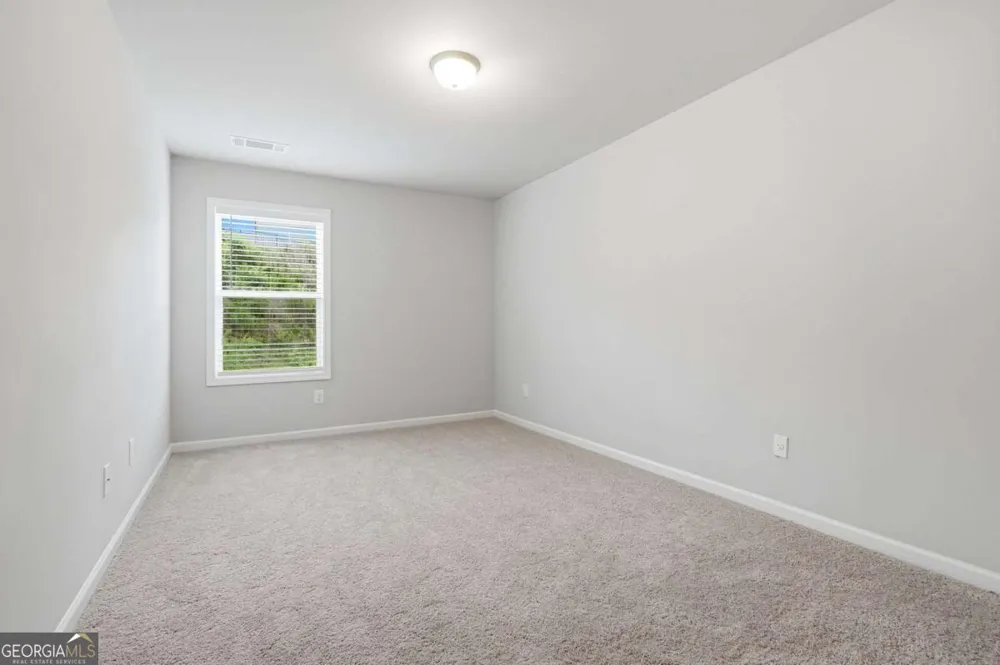 5350 Fox Den RD Oakwood, GA 30566