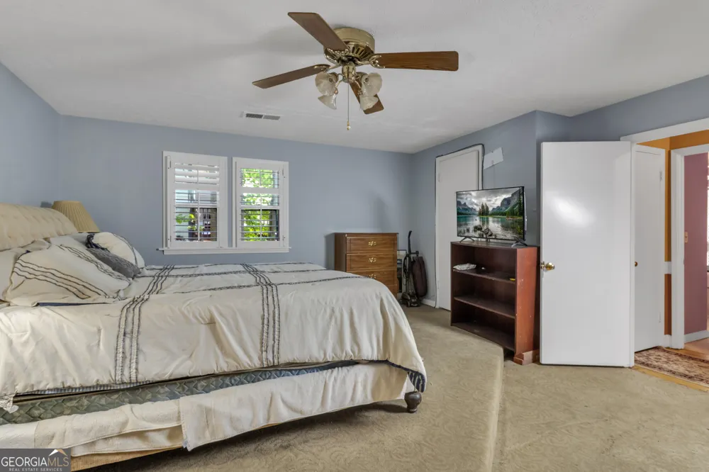 1462 Country Downs DR Norcross, GA 30093