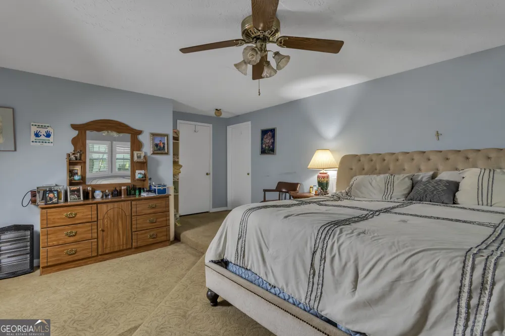 1462 Country Downs DR Norcross, GA 30093