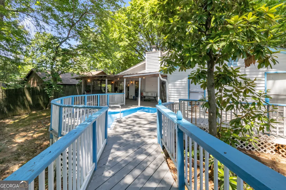 1462 Country Downs DR Norcross, GA 30093