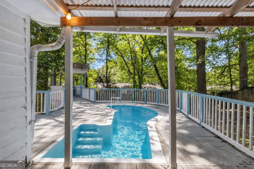 1462 Country Downs DR Norcross, GA 30093