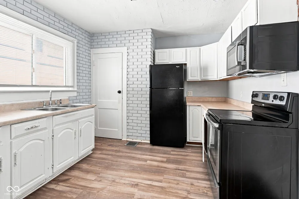 436 Alton Avenue Indianapolis, IN 46222