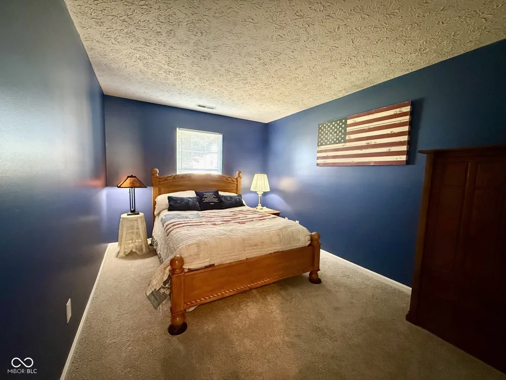 2055 Autumn Faith Way Avon, IN 46123