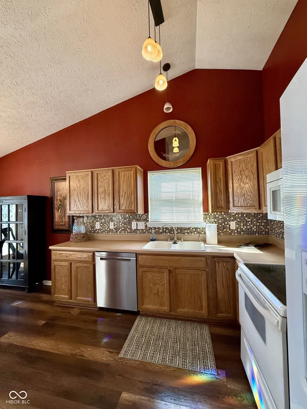 2055 Autumn Faith Way Avon, IN 46123