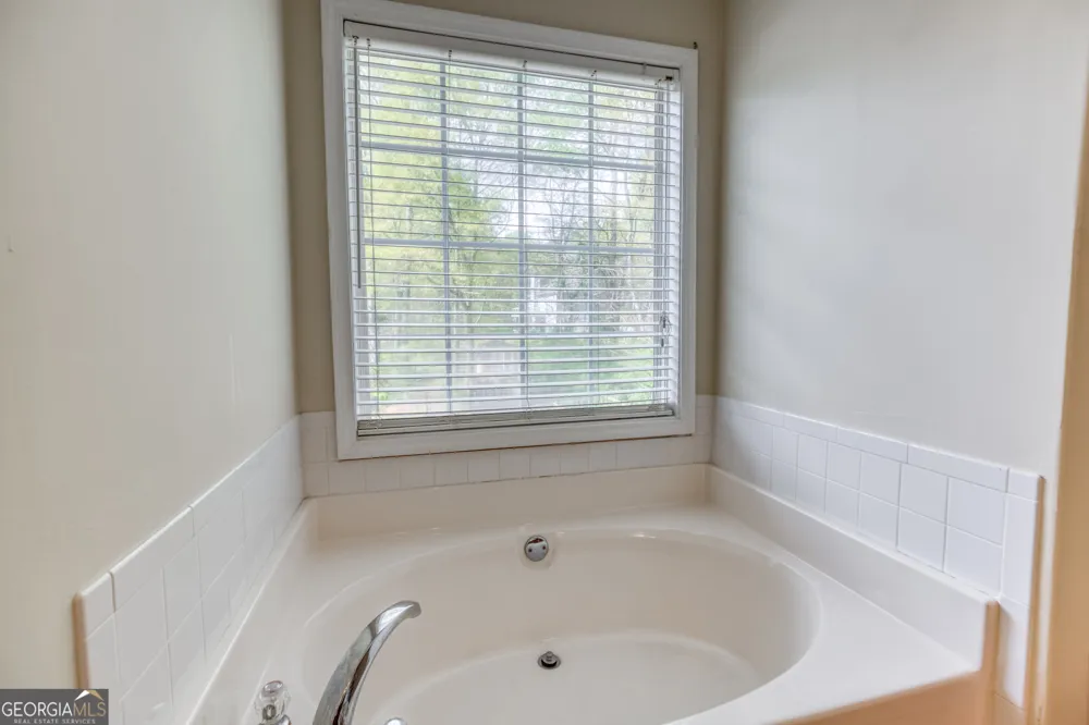303 McKendree CT Bethlehem, GA 30620