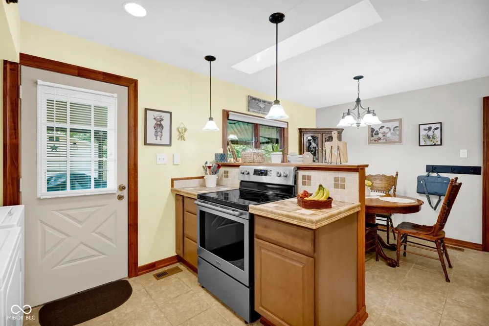 3022 Desoto Way Columbus, IN 47203