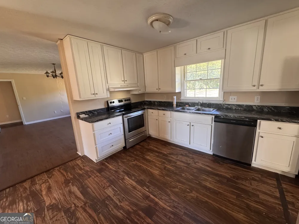 5175 Forest DR SE Covington, GA 30014
