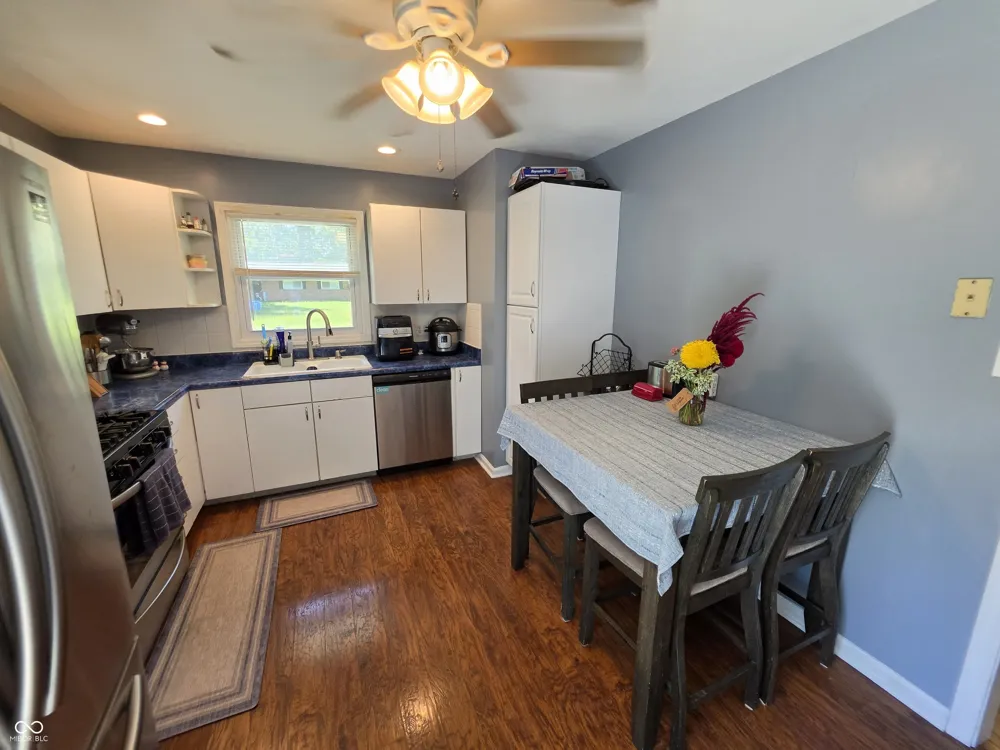 915 Belmar Avenue Indianapolis, IN 46219
