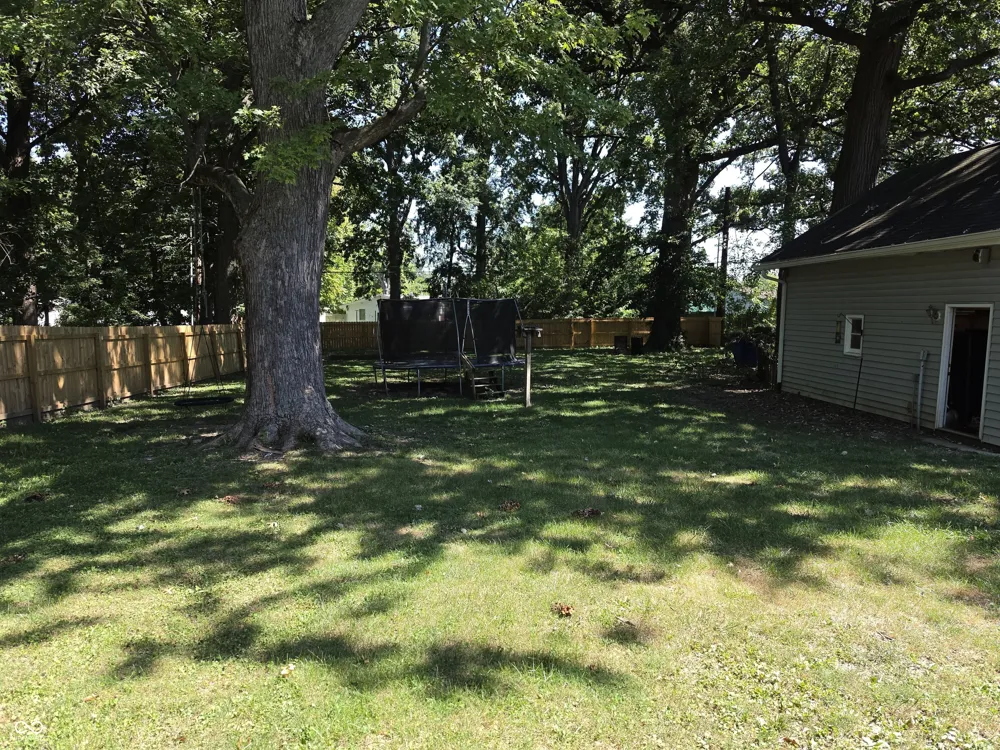 915 Belmar Avenue Indianapolis, IN 46219