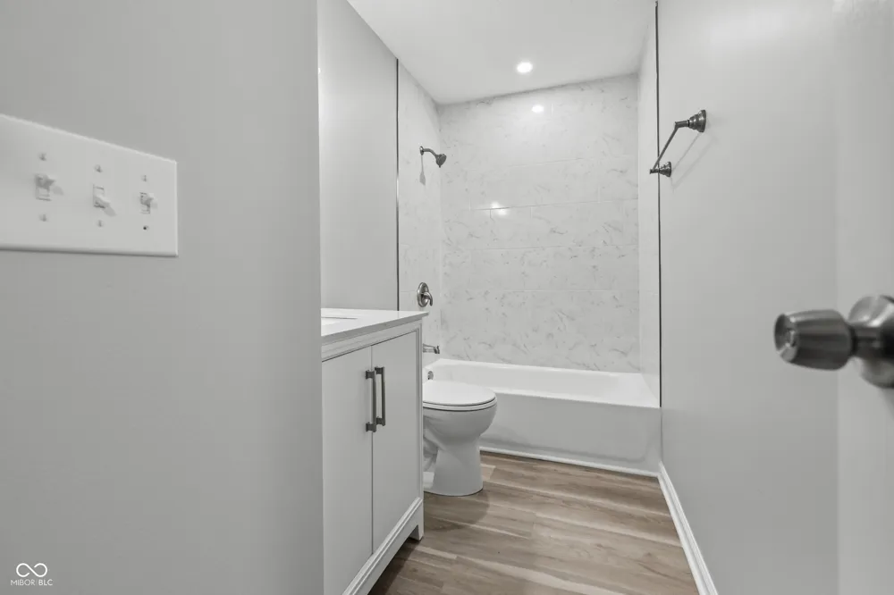 3026 Briarchase Court Indianapolis, IN 46268