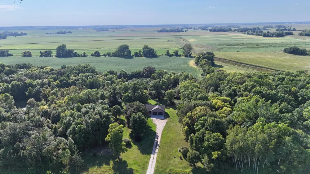 17413 Major Avenue Hutchinson, MN 55350