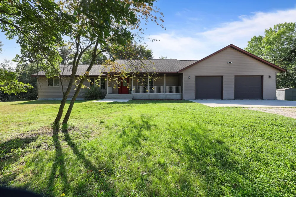17413 Major Avenue Hutchinson, MN 55350