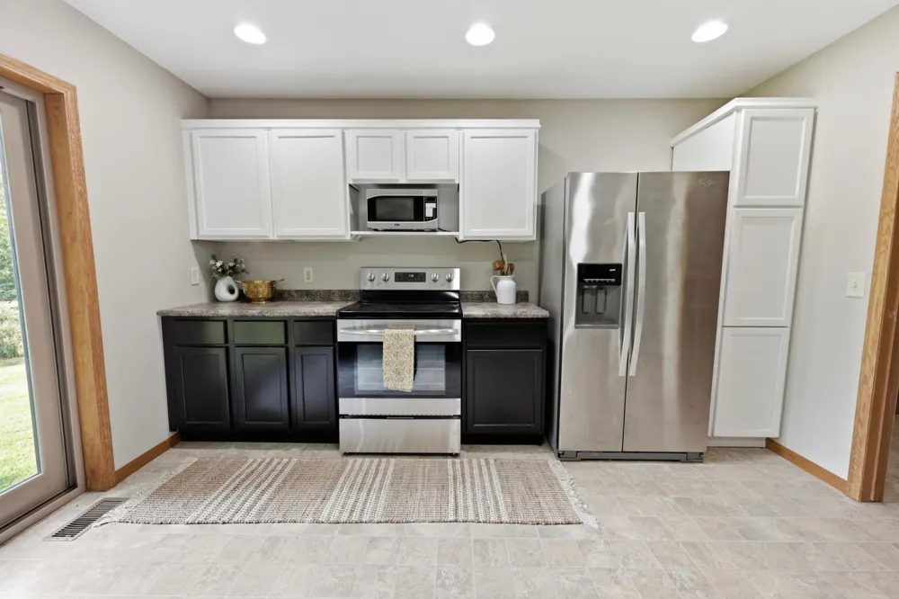 17413 Major Avenue Hutchinson, MN 55350