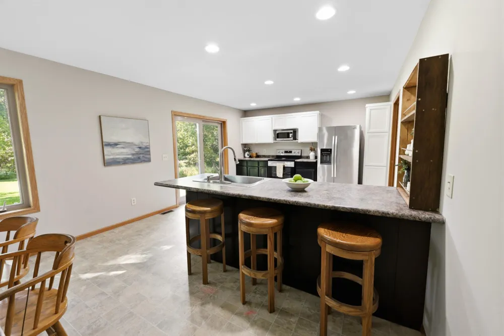 17413 Major Avenue Hutchinson, MN 55350