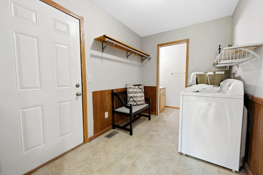 17413 Major Avenue Hutchinson, MN 55350