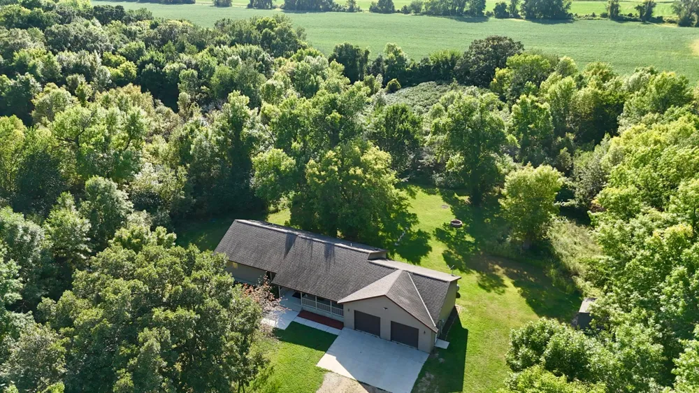 17413 Major Avenue Hutchinson, MN 55350