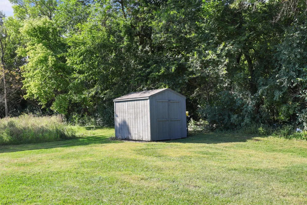 17413 Major Avenue Hutchinson, MN 55350