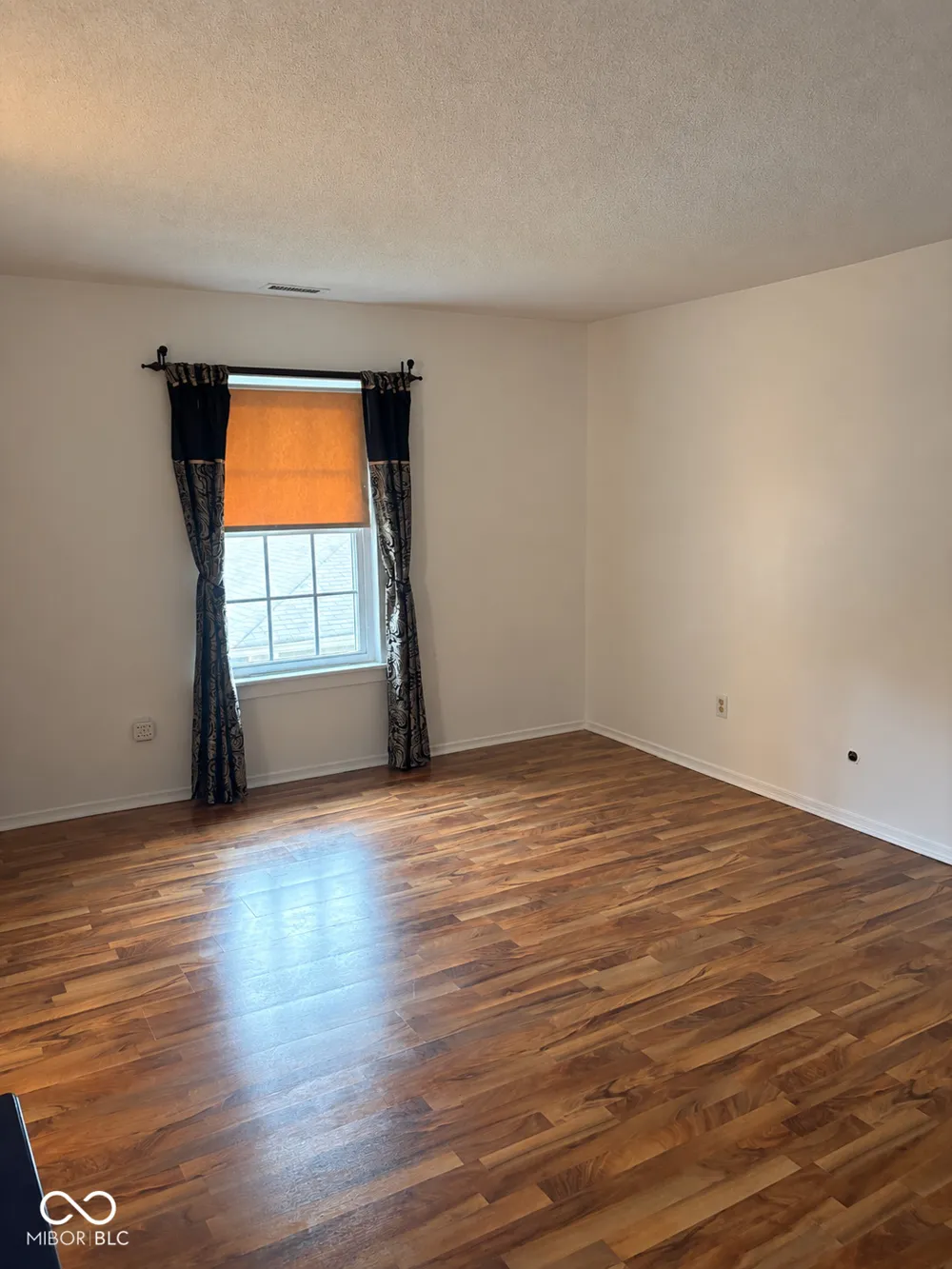 1632 Queensbridge Square #5 Indianapolis, IN 46219
