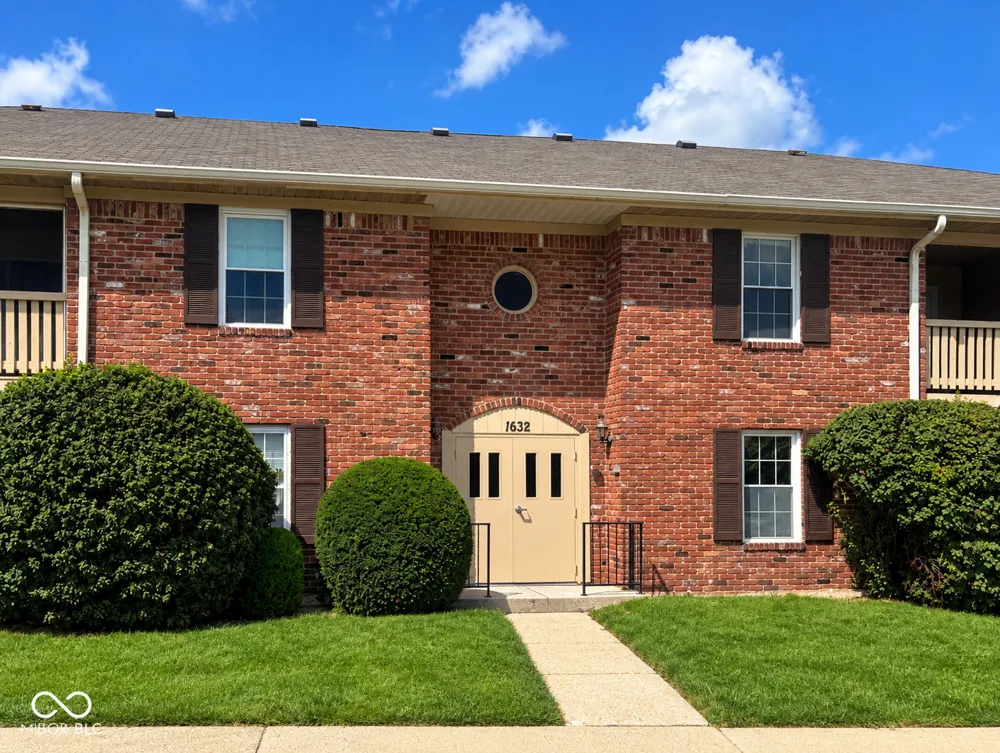 1632 Queensbridge Square #5 Indianapolis, IN 46219