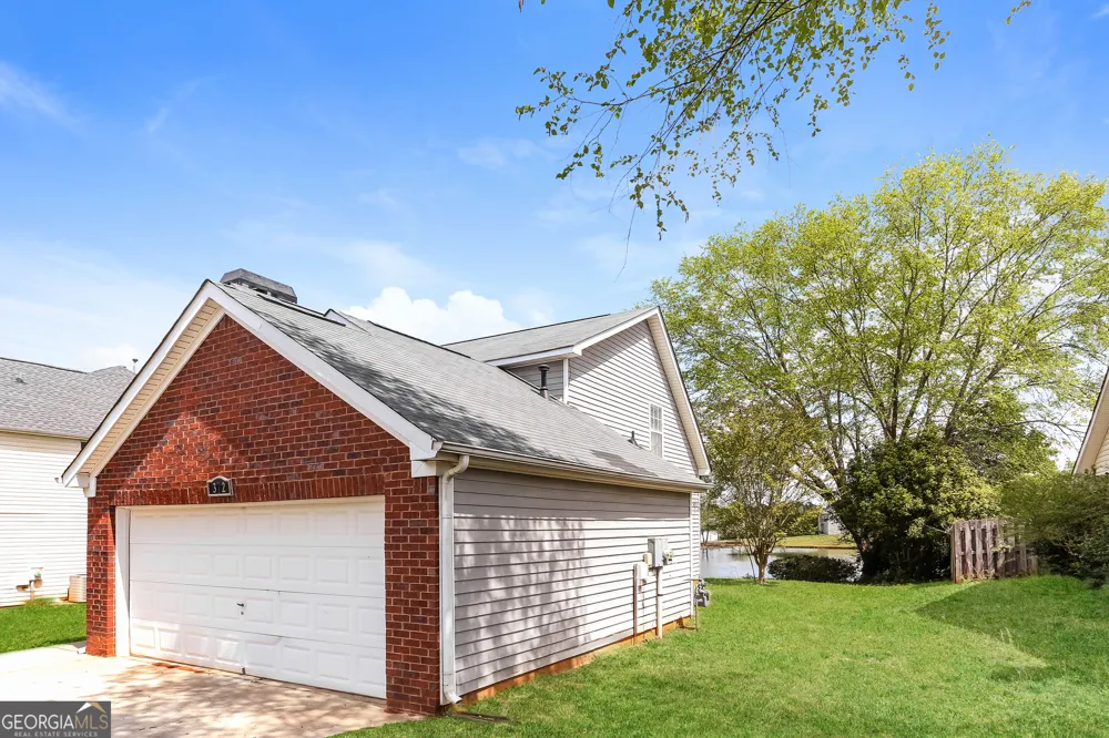 372 Jasmine DR Locust Grove, GA 30248