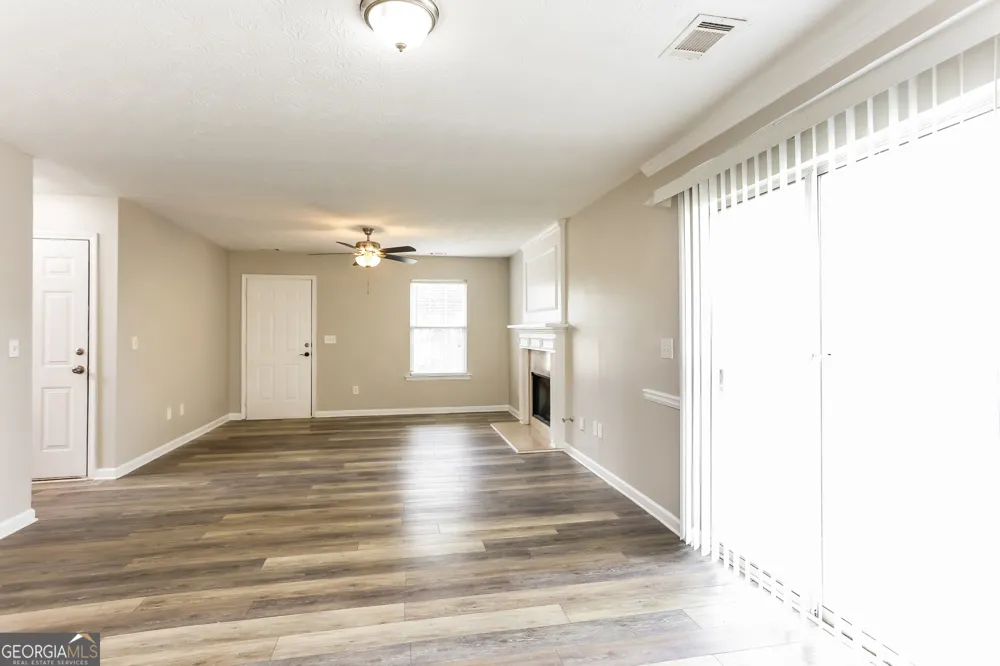 372 Jasmine DR Locust Grove, GA 30248