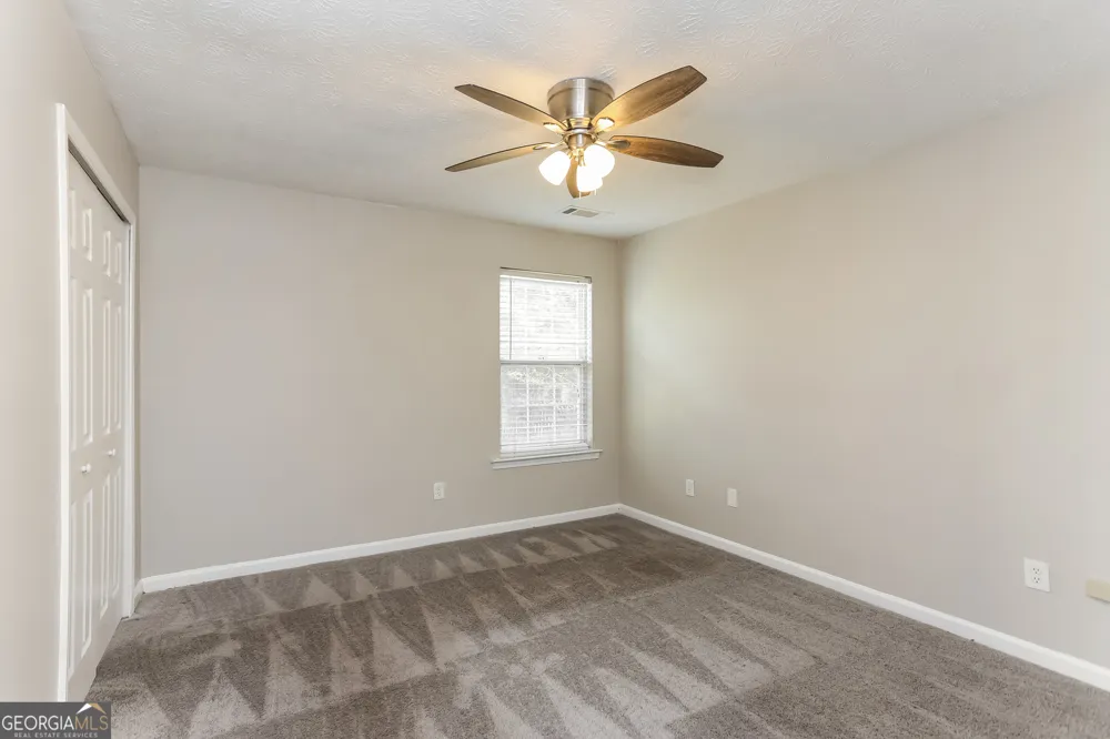 372 Jasmine DR Locust Grove, GA 30248