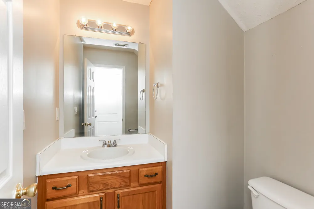 372 Jasmine DR Locust Grove, GA 30248