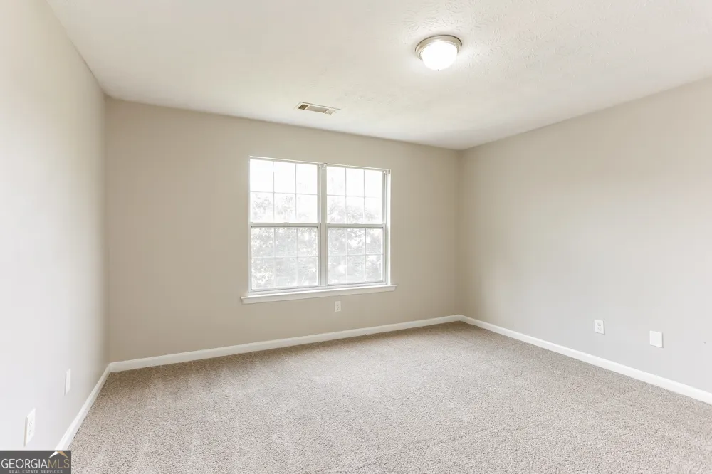 372 Jasmine DR Locust Grove, GA 30248