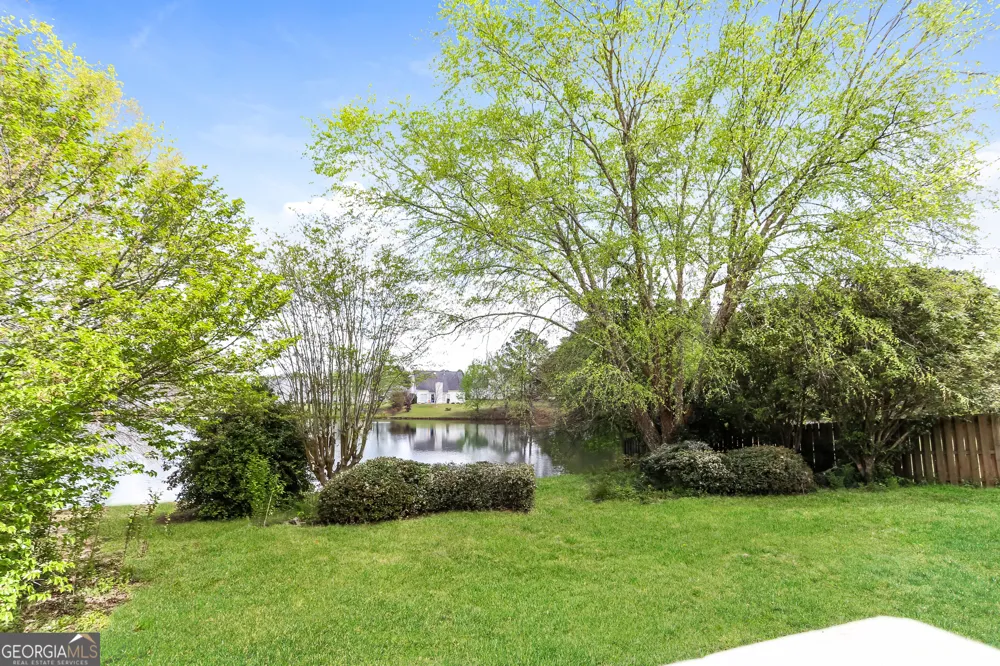 372 Jasmine DR Locust Grove, GA 30248