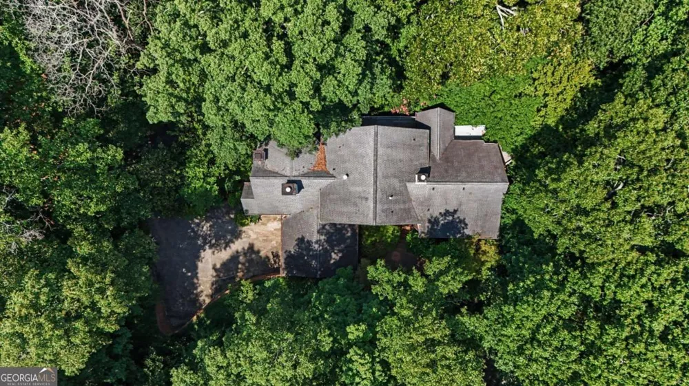 6415 River Chase CIR Sandy Springs, GA 30328