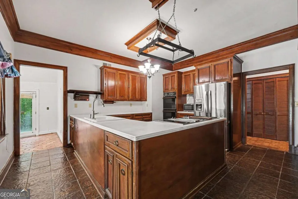 6415 River Chase CIR Sandy Springs, GA 30328