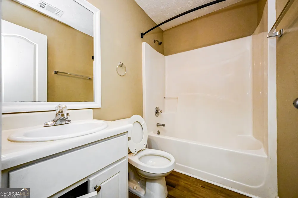 137 Longstreet CIR Oxford, GA 30054