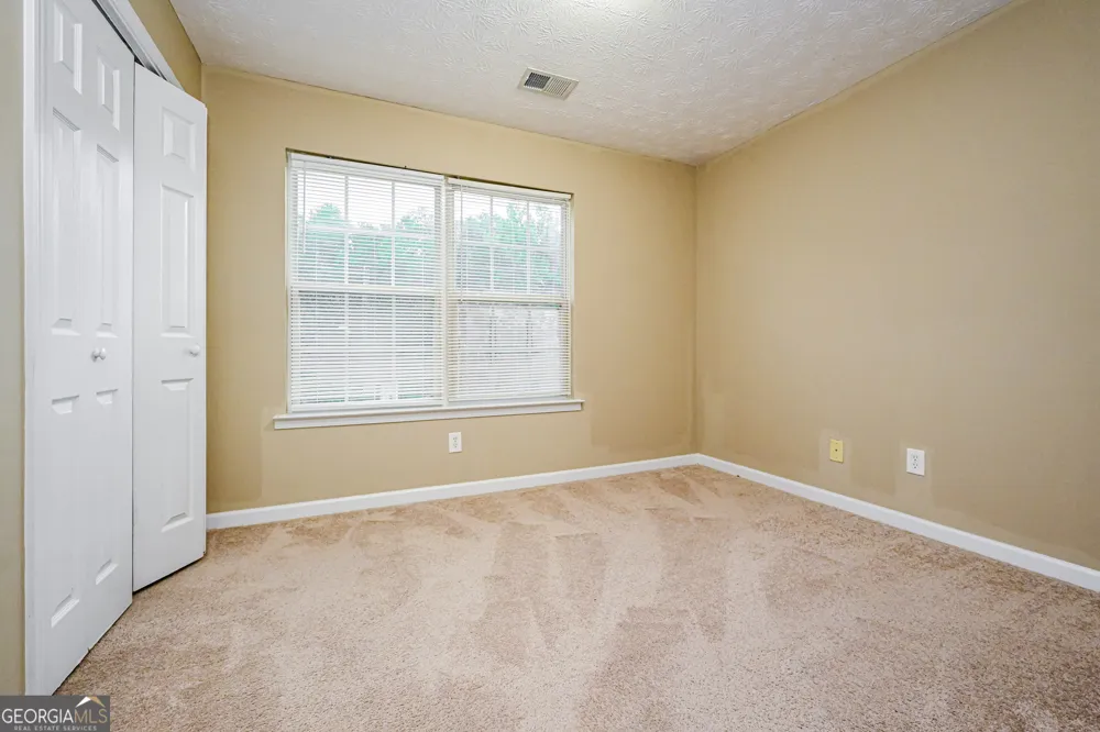 137 Longstreet CIR Oxford, GA 30054
