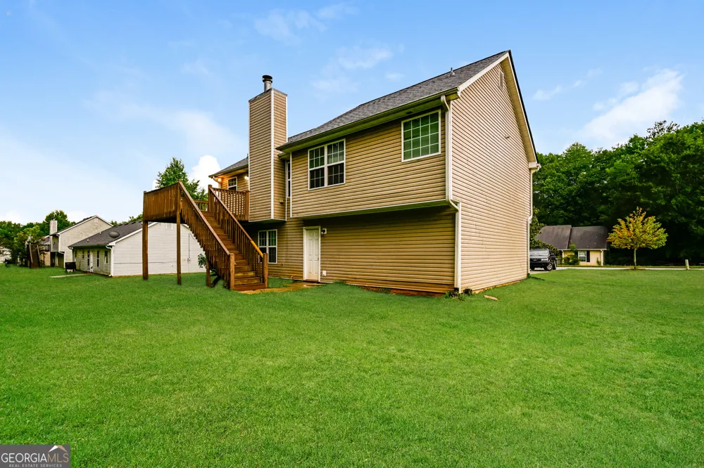137 Longstreet CIR Oxford, GA 30054