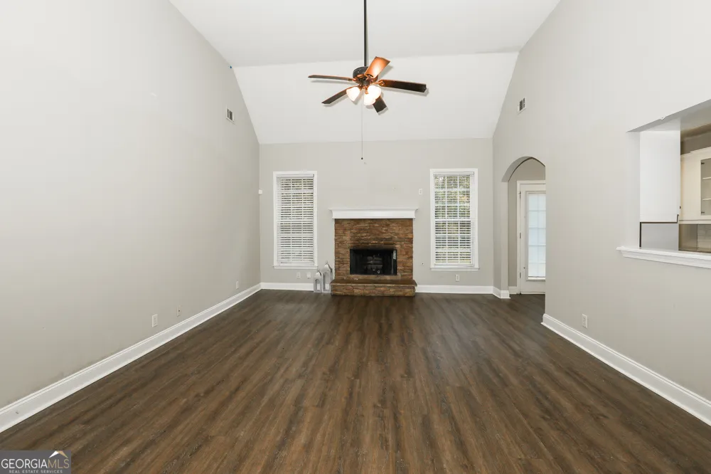 140 King Richard DR Griffin, GA 30223