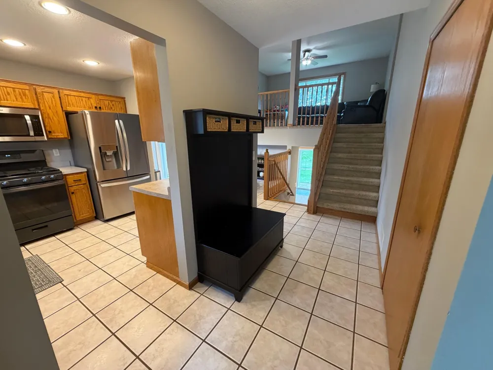25724 Goldfinch Avenue Wyoming, MN 55092