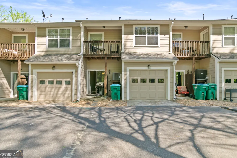 207 River Green AVE Canton, GA 30114
