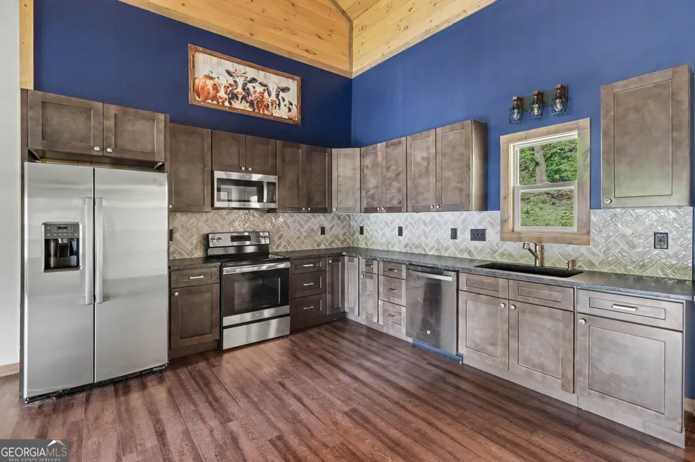 78 Lake Top LN Ellijay, GA 30540