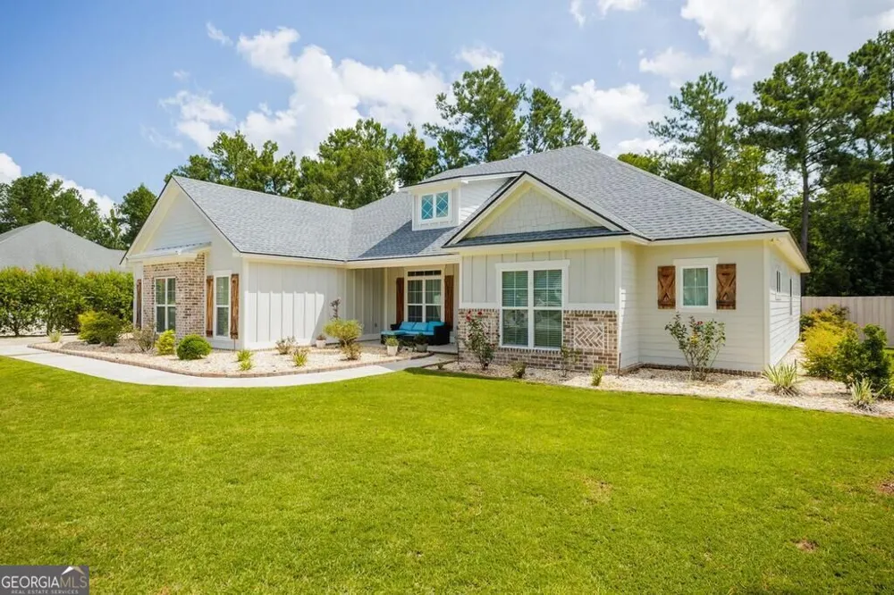 3754 Knights Mill DR Valdosta, GA 31605