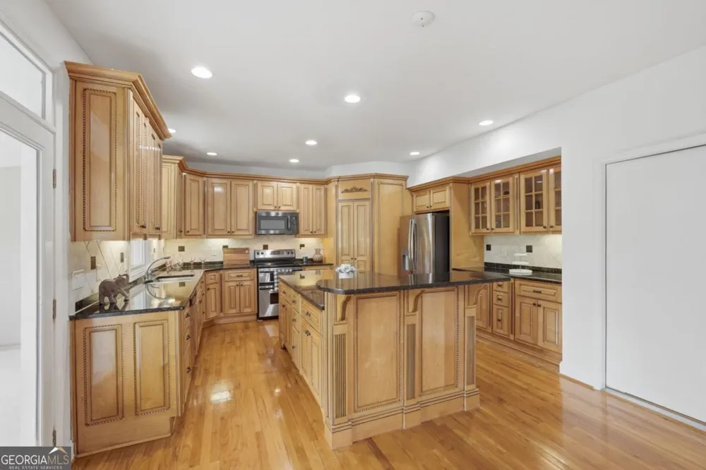 1340 Eryn Circle Suwanee, GA 30024