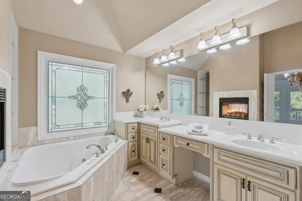 1340 Eryn Circle Suwanee, GA 30024
