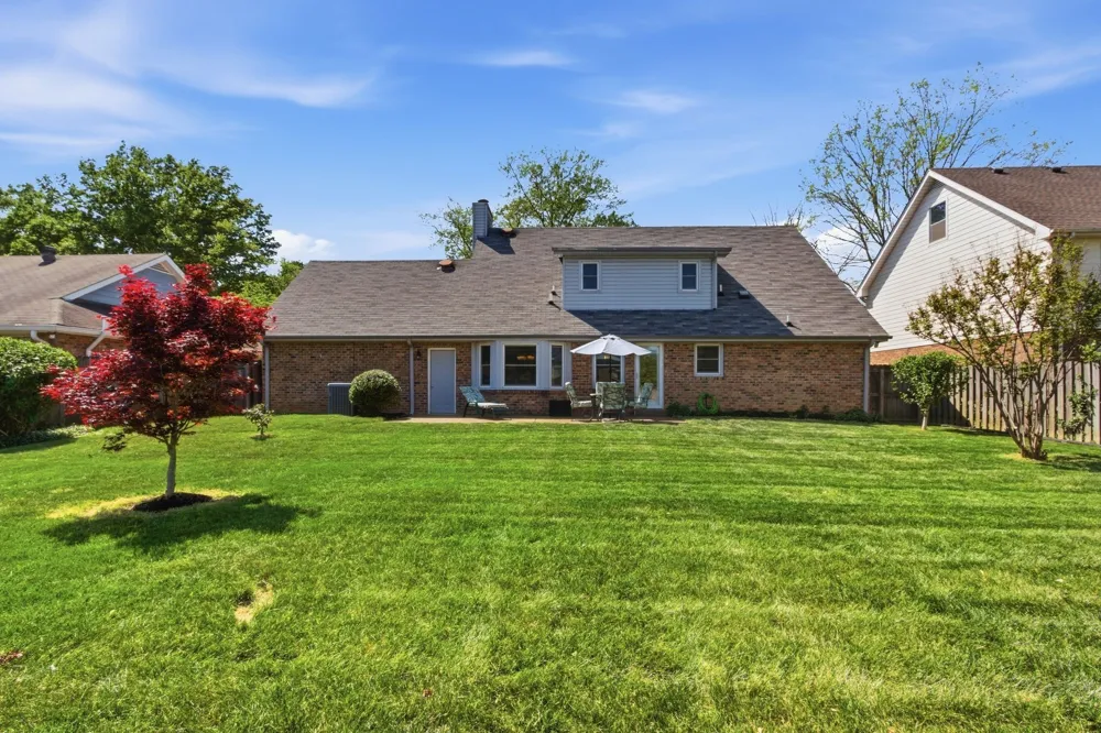 609 Sugartree Ln Franklin, TN 37064