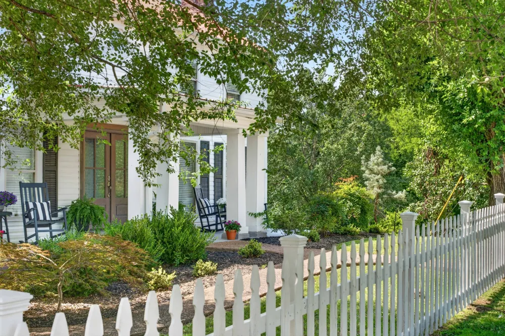 3798 McCandless Rd Columbia, TN 38401