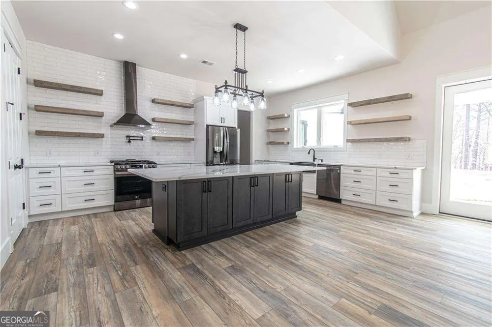 160 Moody Meadows TRL Canton, GA 30114