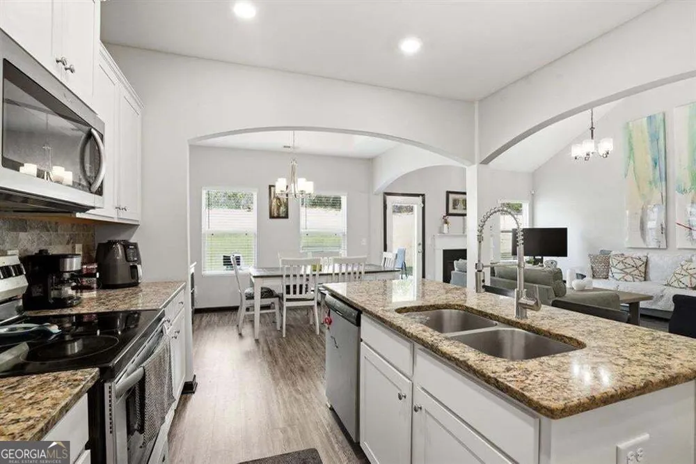 2556 Grayton LOOP Villa Rica, GA 30180
