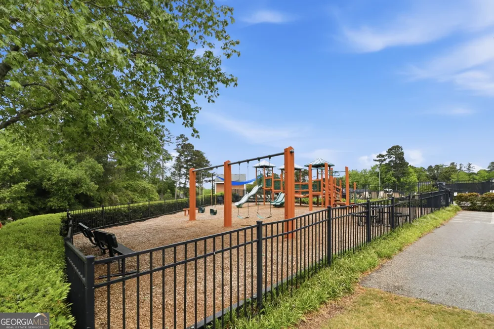 700 Braidwood RDG Acworth, GA 30101